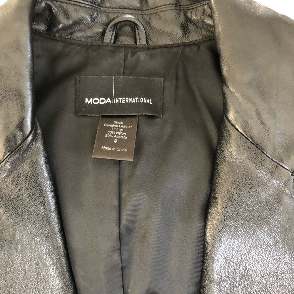 Ladies tailored leather jacket